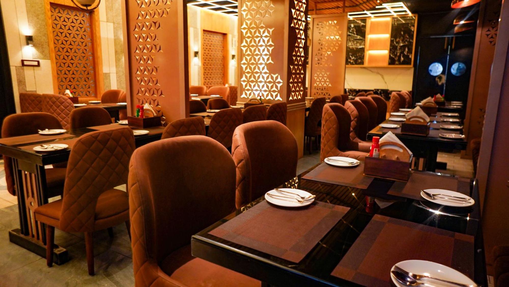 Hotel Park Regency 戈勒克布尔 外观 照片