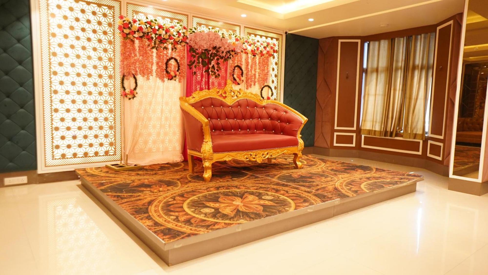 Hotel Park Regency 戈勒克布尔 外观 照片
