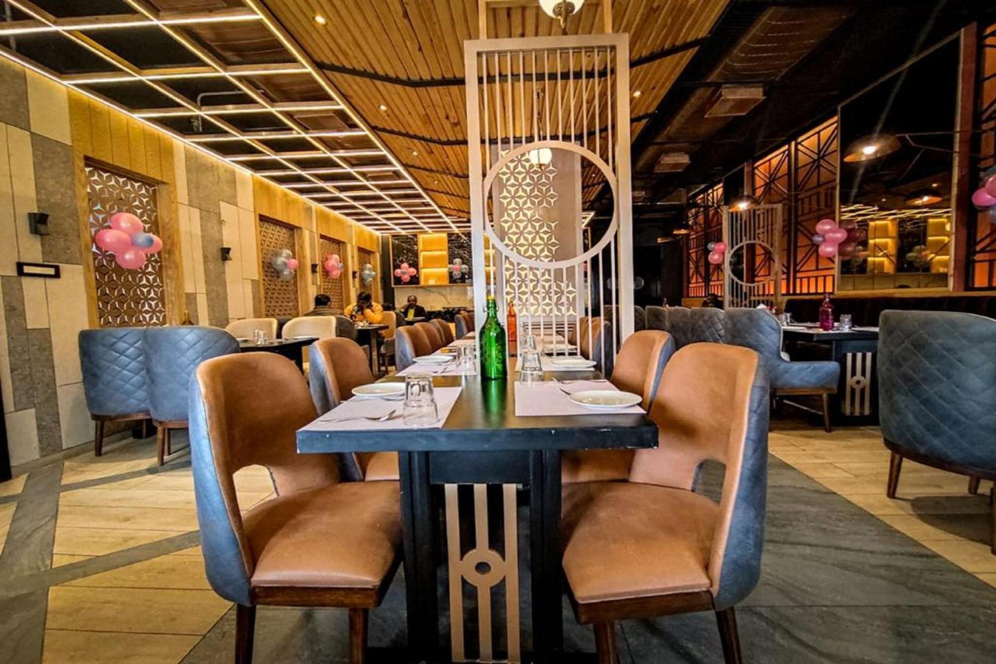 Hotel Park Regency 戈勒克布尔 外观 照片